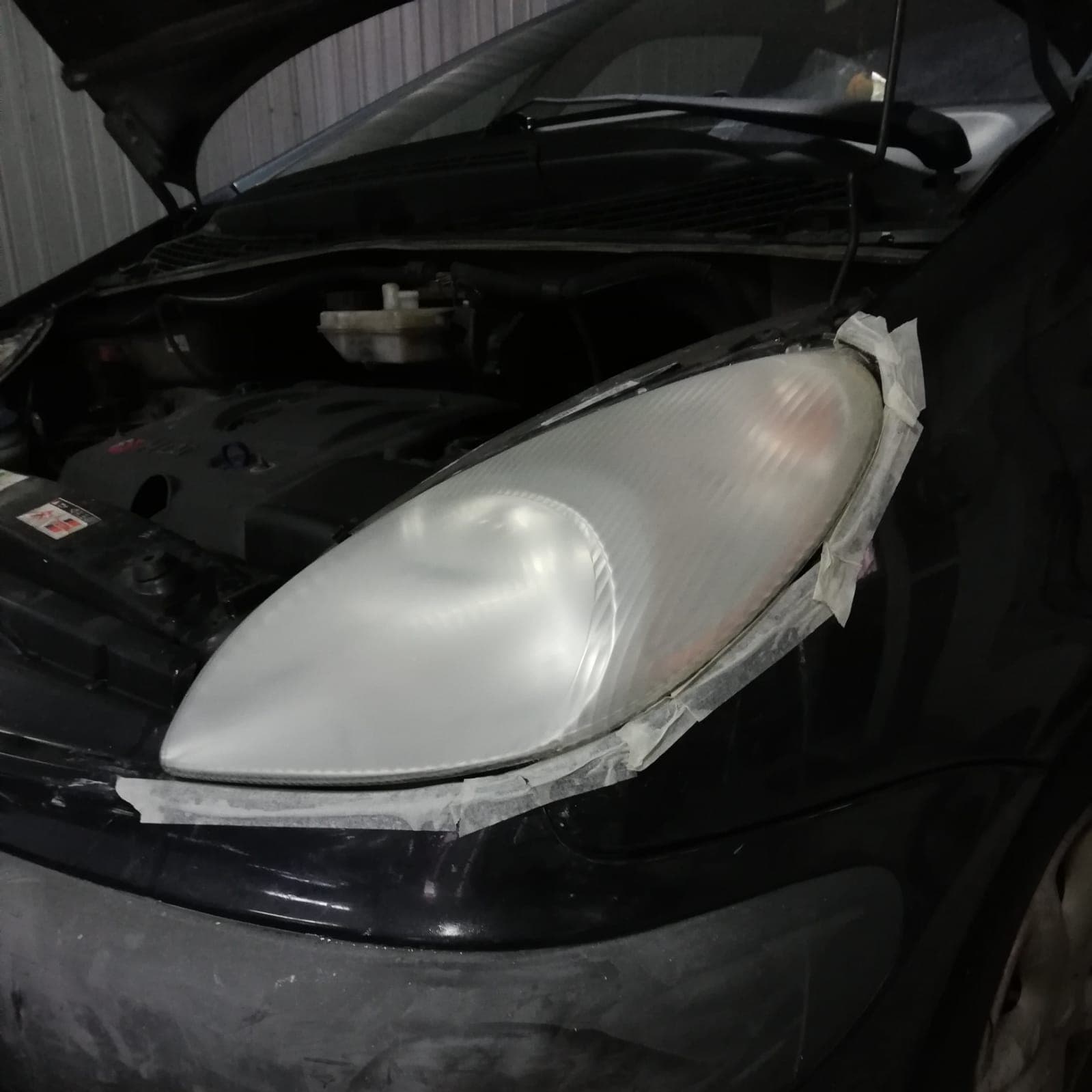 Pulido de faros en Vigo - Antes